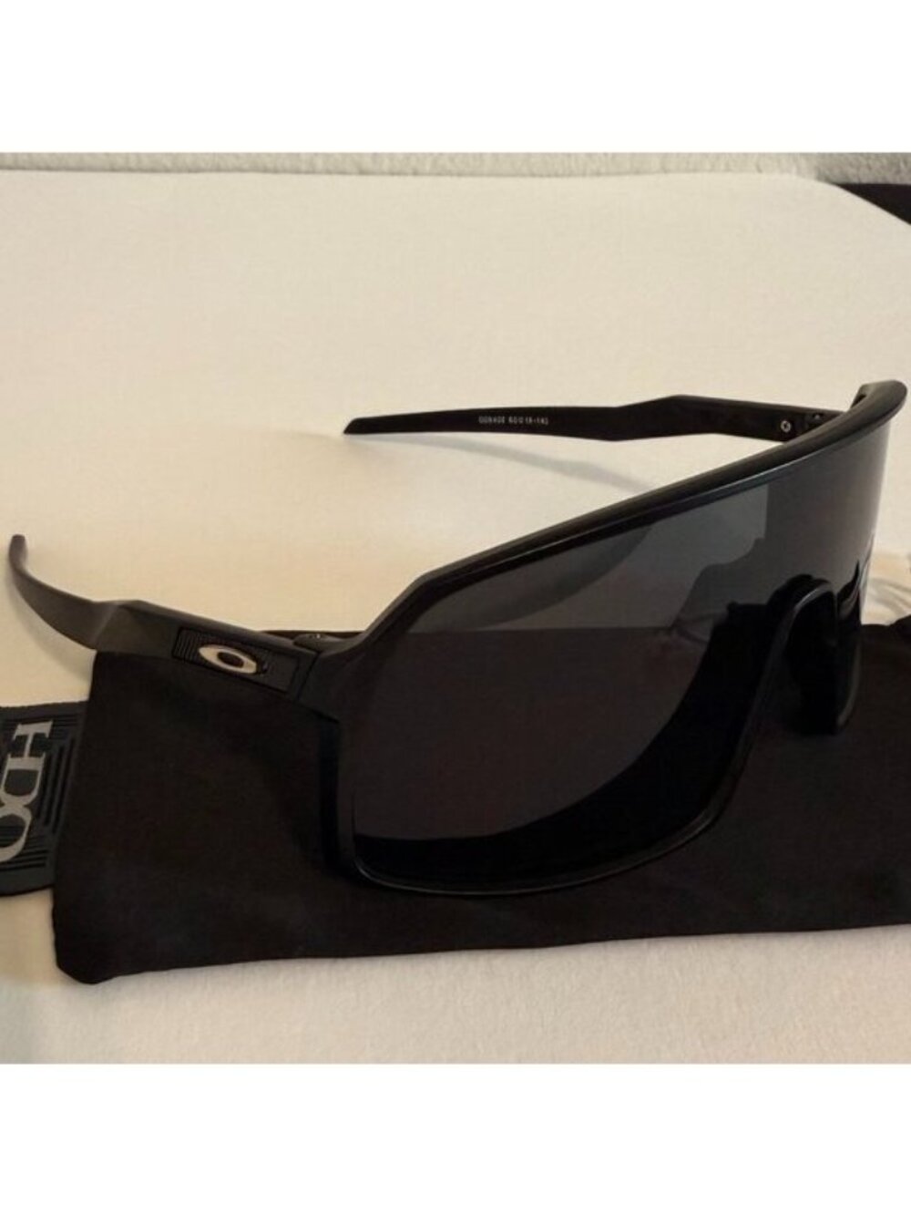 OO9406 Oakley SUTRO Matte Black Frame Prizm Black Lenses - Picture 6 of 10